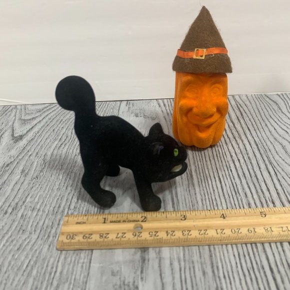 Vintage Russ Flocked Smiling Black Cat Green Eyes And Pumpkin Figures - Picture 11 of 11